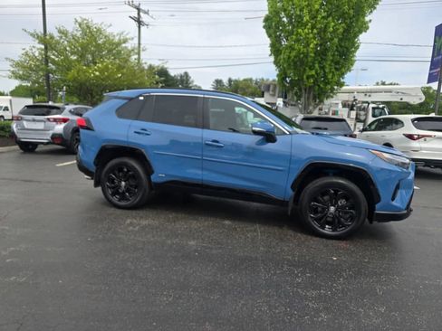 Used 2024 Toyota RAV4 SE w/ Weather Package AWD/4WD image 8