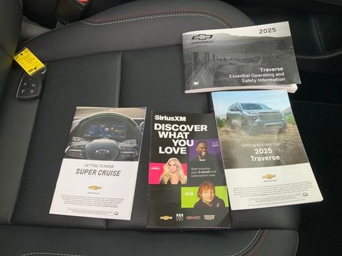 Certified 2025 Chevrolet Traverse RS w/ LPO, Floor Liner Package image 17