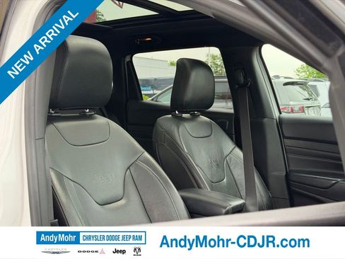 Used 2022 Jeep Compass High Altitude AWD/4WD image 37