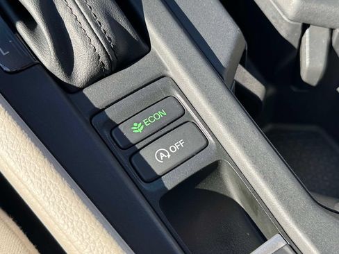 Certified 2023 Honda Accord LX image 33