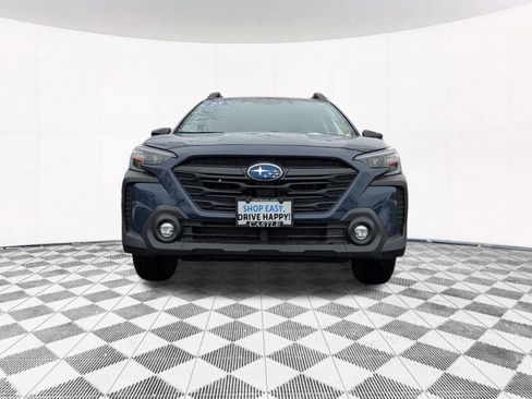 Used 2025 Subaru Outback Onyx Edition image 17