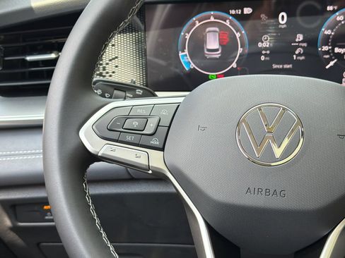 New 2026 Volkswagen Tiguan SE AWD/4WD image 20
