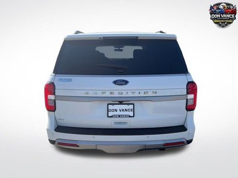 Used 2024 Ford Expedition XLT AWD/4WD image 4