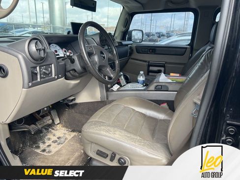 Used 2004 HUMMER H2 w/ Preferred Equipment Group image 14