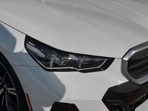 Certified 2024 BMW i5 M60 w/ Premium Package image 9