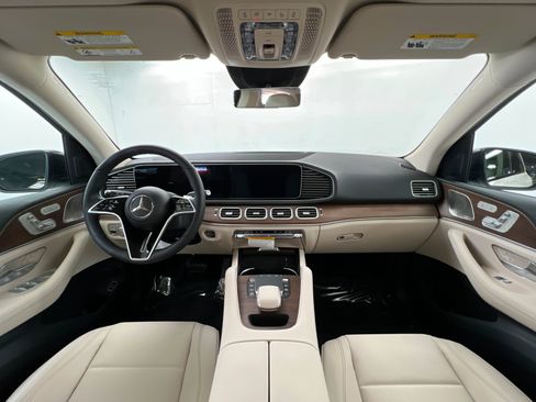New 2026 Mercedes-Benz GLE 350 4MATIC image 9