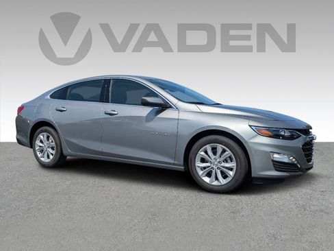 New 2024 Chevrolet Malibu LT image 3