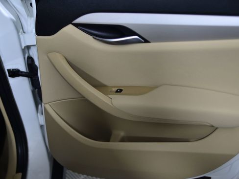 Used 2015 BMW X1 xDrive28i image 16