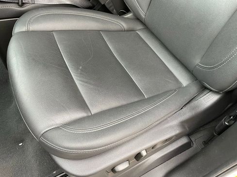 Used 2025 GMC Sierra 1500 SLT image 25