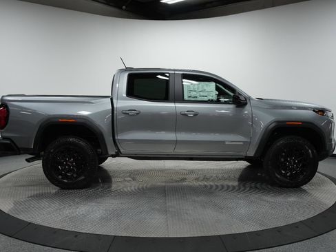 New 2026 GMC Canyon Elevation image 9