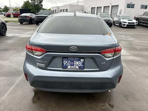 Used 2024 Toyota Corolla LE FWD image 5