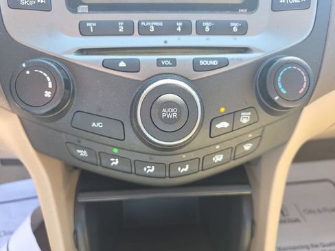 Used 2006 Honda Accord LX image 24