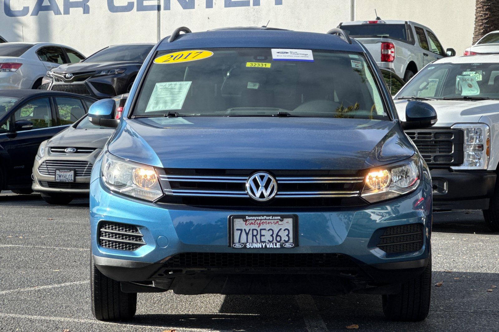 Used 2017 Volkswagen Tiguan S FWD image 9
