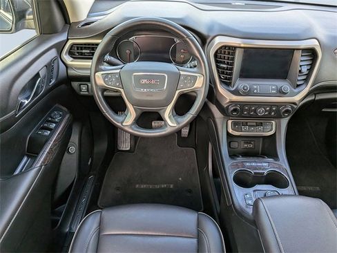 Used 2022 GMC Acadia Denali w/ Denali Technology Package image 16