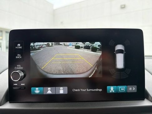 Used 2024 Honda Pilot Touring image 18