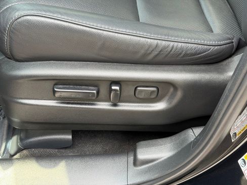 Used 2023 Honda Passport EX-L image 16