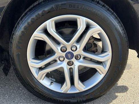 Used 2018 Ford Edge Titanium w/ Canadian Touring Package image 14