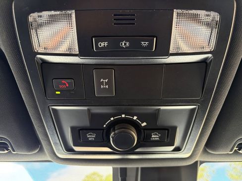 Used 2022 Toyota Tacoma TRD Off-Road image 28