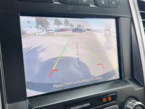 Used 2020 Ford F250 Lariat w/ Lariat Value Package image 27