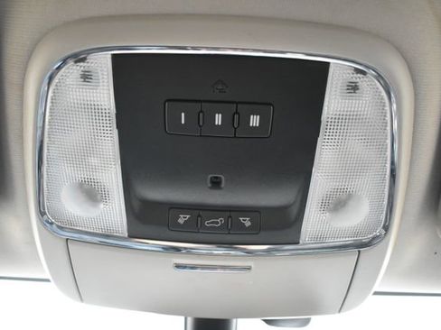 Used 2016 Dodge Durango Limited w/ Nav & Power Liftgate Group image 35