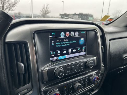 Used 2018 Chevrolet Silverado 1500 LT w/ All Star Edition image 28