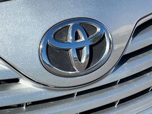 Used 2007 Toyota Camry LE image 3