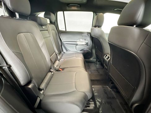 Used 2026 Mercedes-Benz GLB 250 image 26