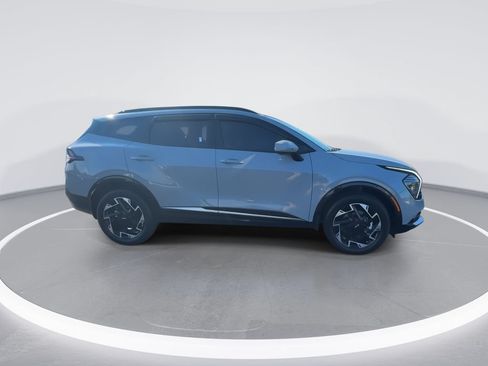 Used 2025 Kia Sportage SX AWD/4WD image 9