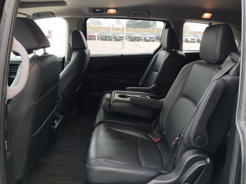 Used 2023 Honda Odyssey EX-L image 9