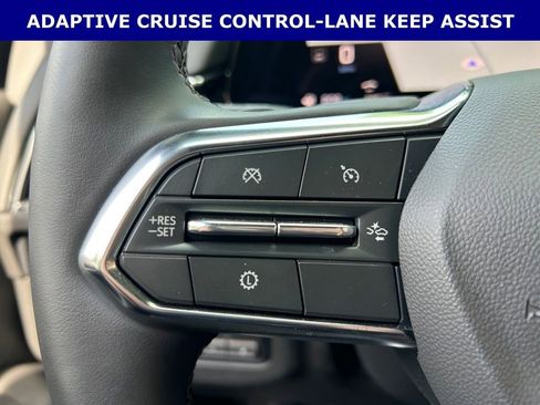 Used 2025 Chevrolet Tahoe Premier AWD/4WD image 18