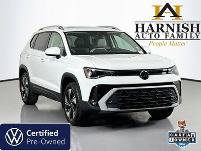Certified 2025 Volkswagen Taos SE