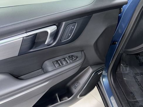 Used 2025 Buick Enclave Preferred image 12