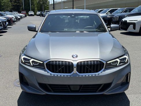 Used 2025 BMW 330i Sedan RWD image 8