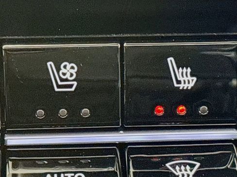 New 2026 GMC Canyon Denali image 20