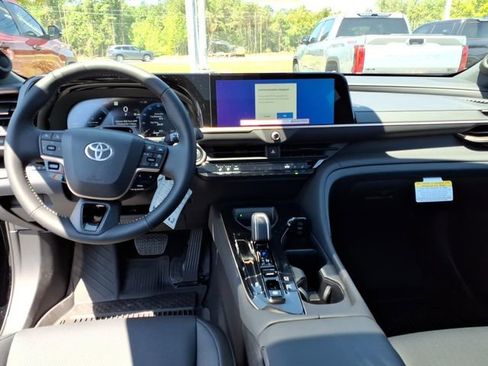 New 2026 Toyota Crown Signia w/ Advanced Technology Package AWD/4WD image 10