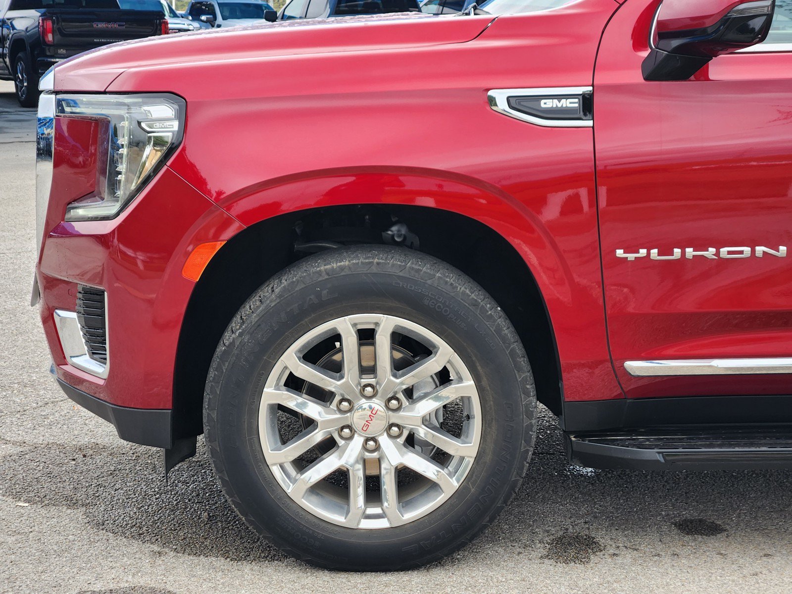 Used 2023 GMC Yukon SLT w/ SLT Premium Package RWD image 29