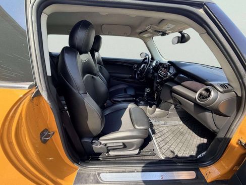 Used 2015 MINI Cooper S FWD image 25