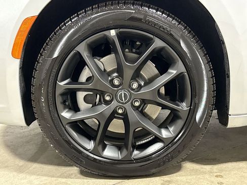 New 2026 Chrysler Pacifica Select w/ S Appearance Package AWD/4WD image 27