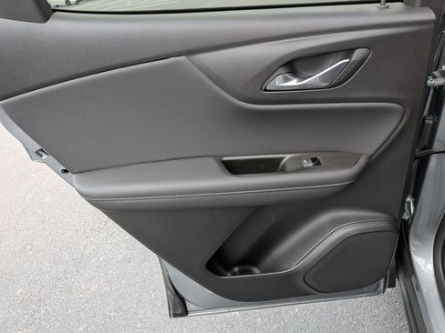 Used 2025 Chevrolet Blazer LT FWD image 26
