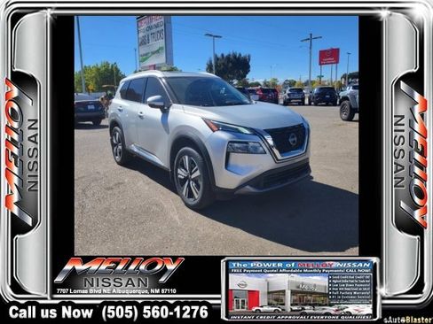 Used 2023 Nissan Rogue SL image 4