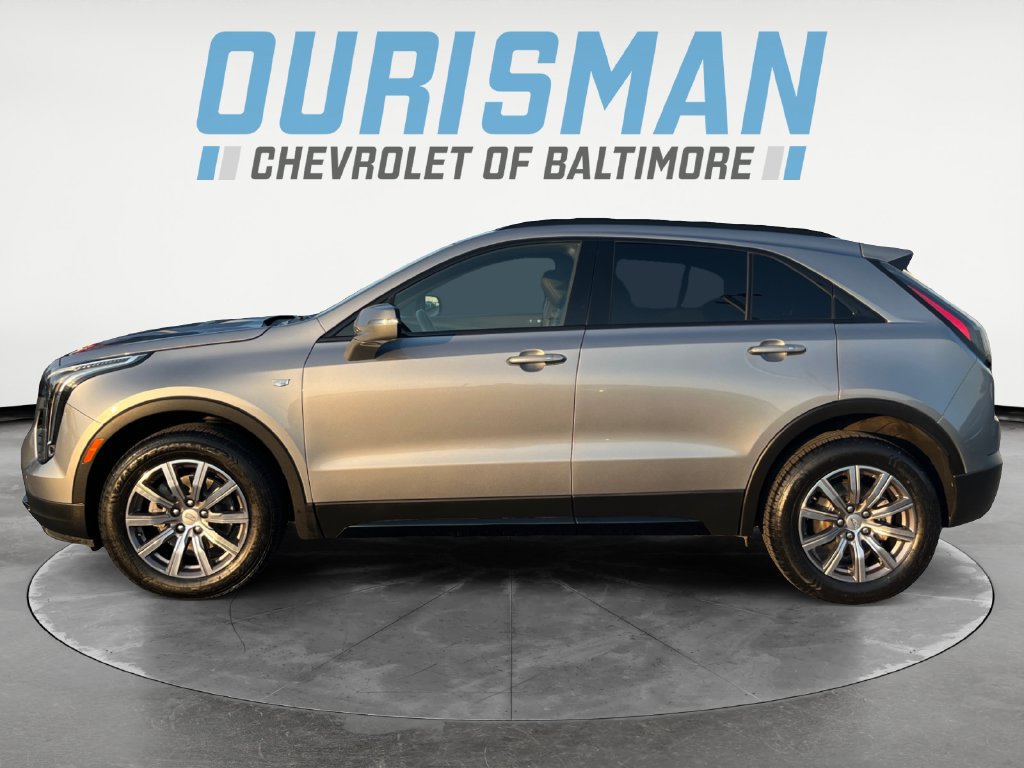 Used 2023 Cadillac XT4 Sport w/ Sun And Sound Package AWD/4WD image 3