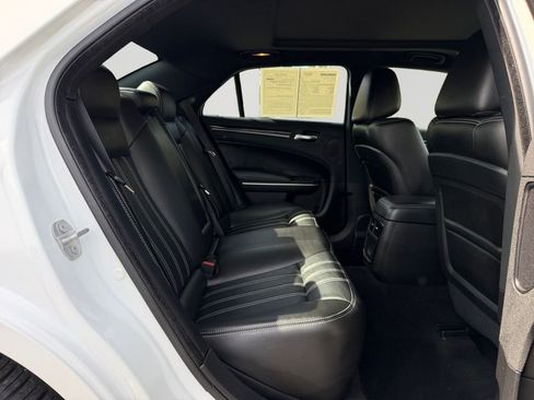 Used 2022 Chrysler 300 S RWD image 13