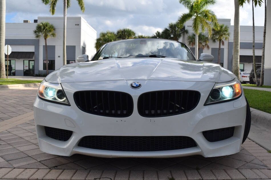 Used 2014 BMW Z4 sDrive35i RWD image 39