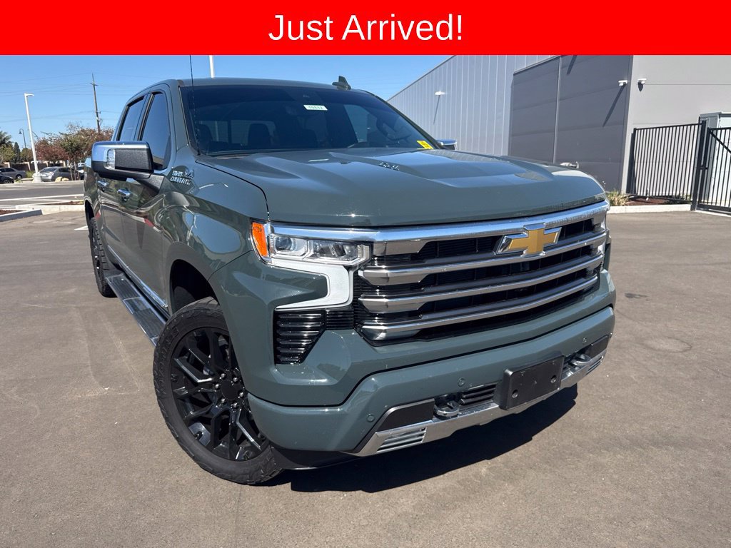 Used 2026 Chevrolet Silverado 1500 High Country w/ Technology Package AWD/4WD image 1