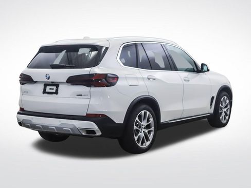 Used 2026 BMW X5 xDrive40i AWD/4WD image 5
