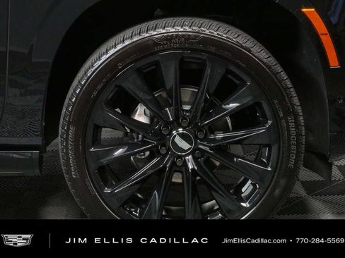 Certified 2026 Cadillac Escalade Platinum Sport w/ LPO, ONYX Package AWD/4WD image 40