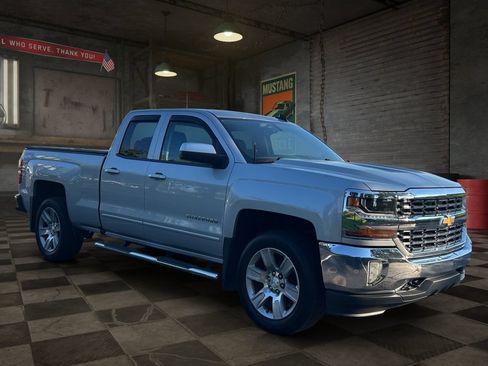 Certified 2016 Chevrolet Silverado 1500 LT w/ All Star Edition AWD/4WD image 3