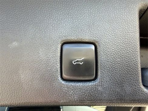 Used 2021 Ford Escape SEL w/ Technology Package image 30