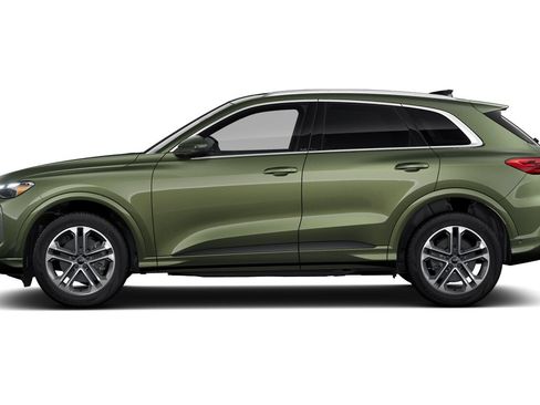 Certified 2025 Audi Q5 Premium w/ Convenience Package AWD/4WD image 8