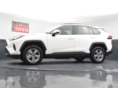 Used 2025 Toyota RAV4 XLE AWD/4WD image 24